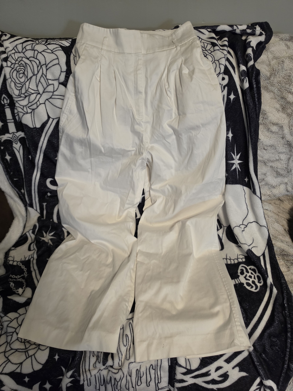 Antonio Melani White Pleated Wide Leg Trousers High Waisted Size 6